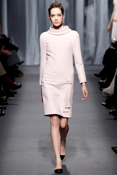 Look 14